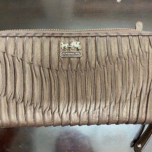 Coach wallet